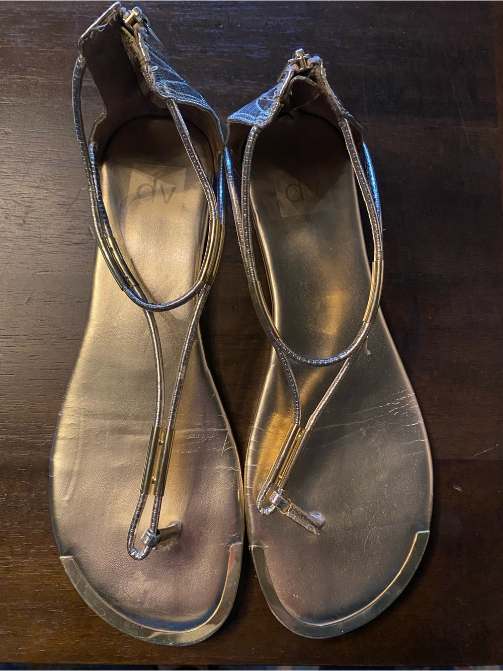 DV by Dolce Vita Black T-Strap Sandals
